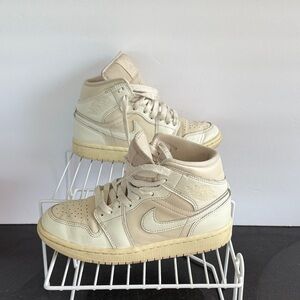 Nike Air Jordan 1 Retro Mid Sail Legend Sneakers Size 5 Women's